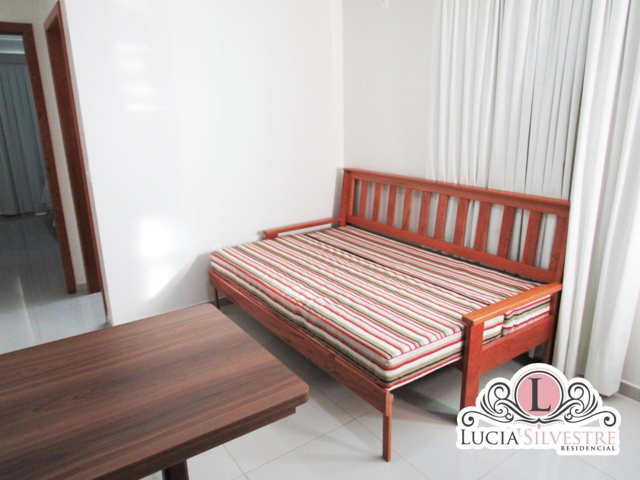Residencial Lucia Silvestre Apartment ฟลอเรียนอโปลิส ภายนอก รูปภาพ