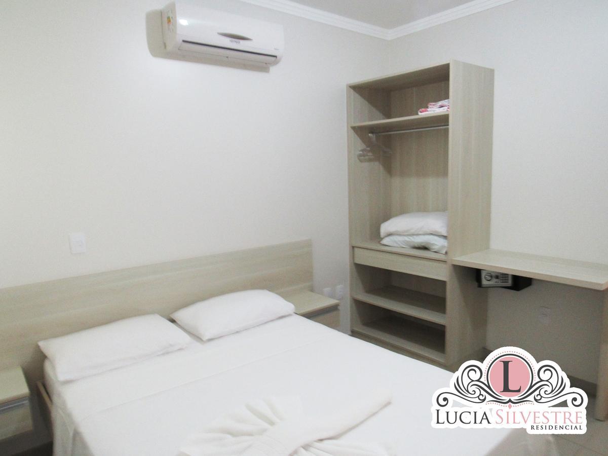 Residencial Lucia Silvestre Apartment ฟลอเรียนอโปลิส ภายนอก รูปภาพ